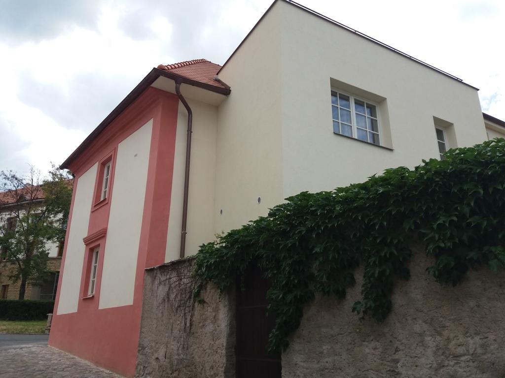 Villa Magdalena クトナー・ホラ エクステリア 写真