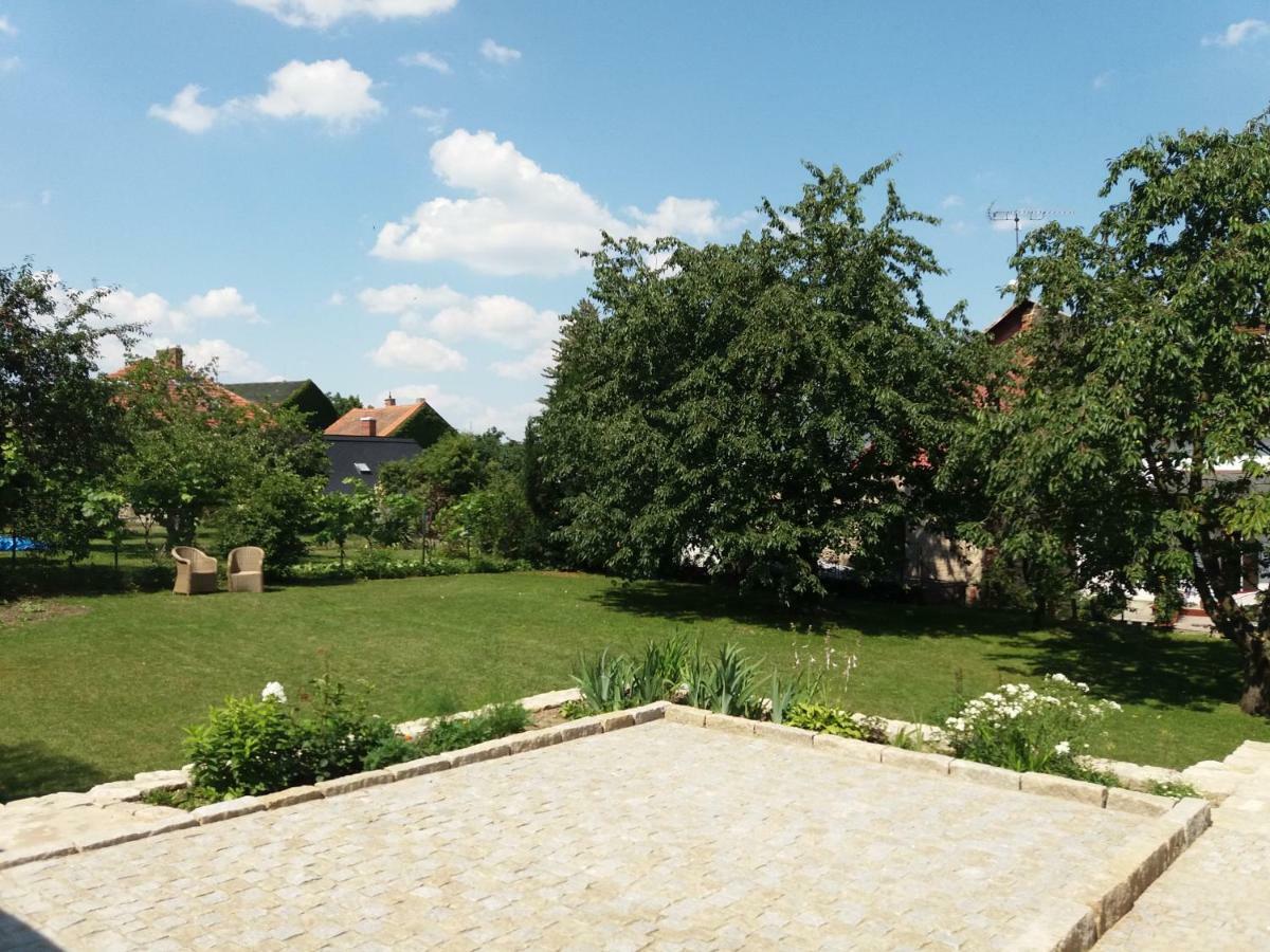 Villa Magdalena クトナー・ホラ エクステリア 写真
